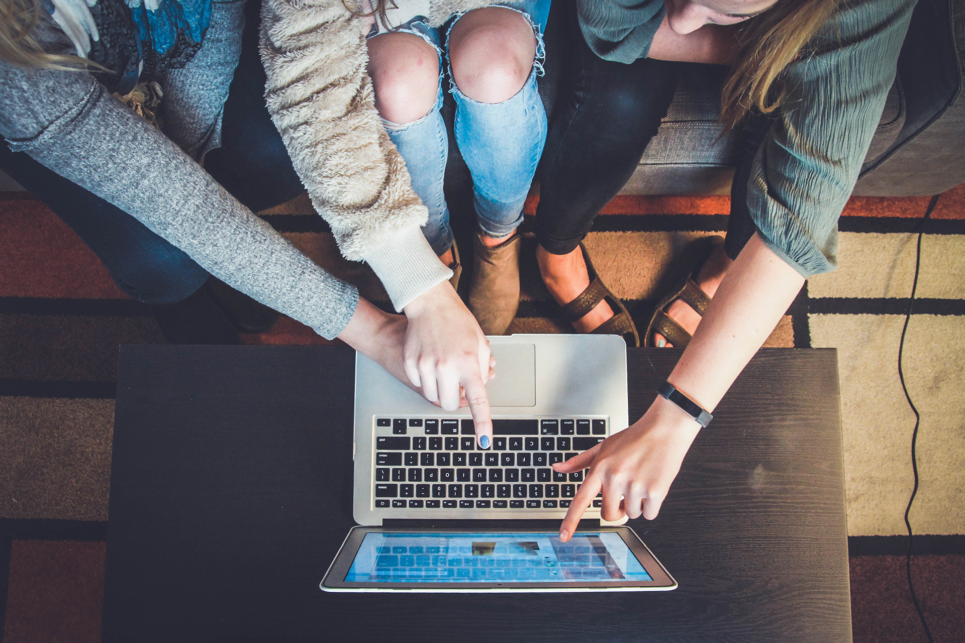 Las redes sociales y su papel en los negocios: diferencias, segmentos y tipos de usuarios